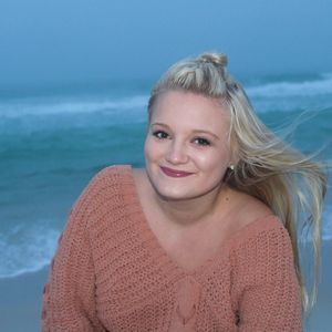 Meet your Posher, Kalee